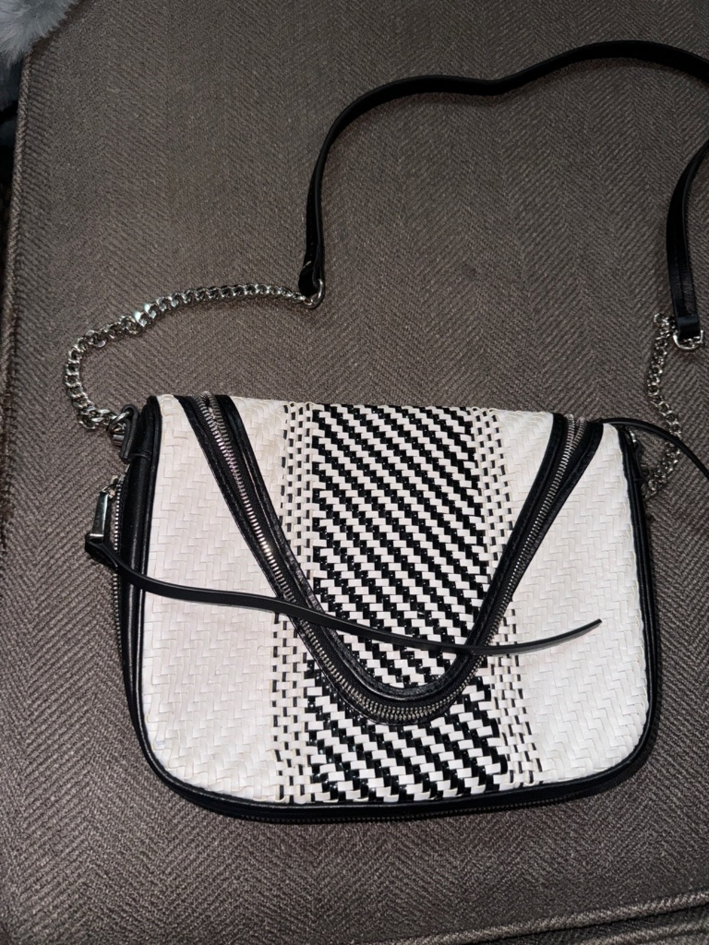 Black & White Woven Crossbody Bag with Chain Strap